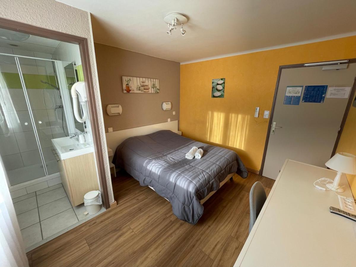 Hotel Les Chenes Сістерон Екстер'єр фото